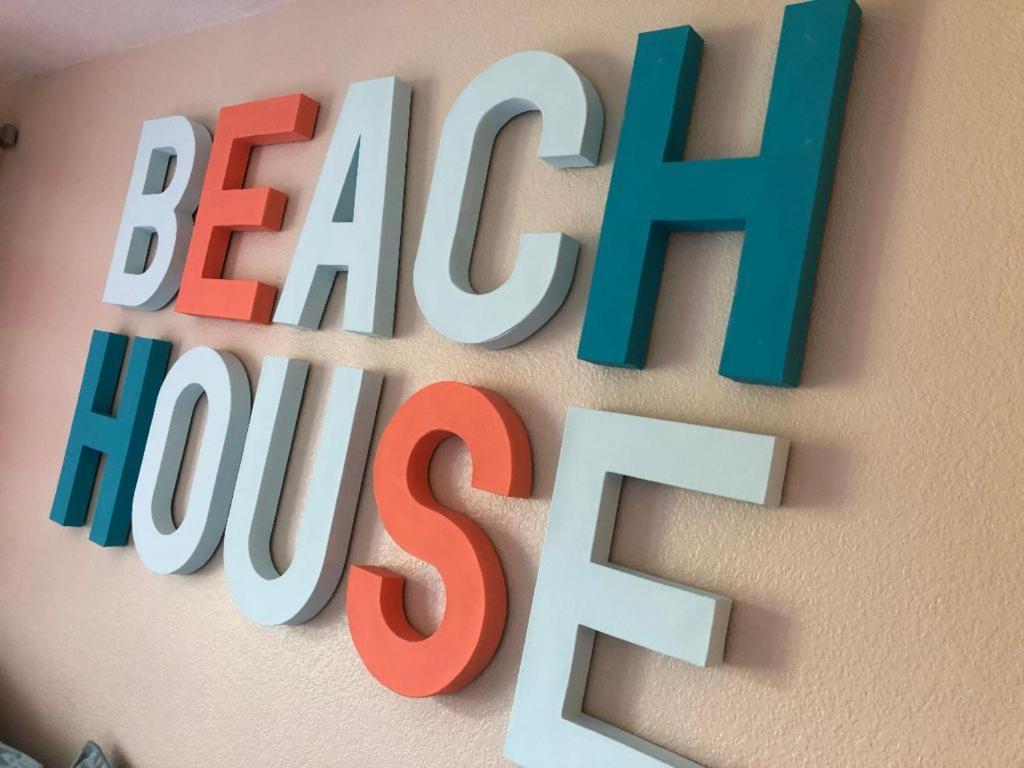 4/2 Home Close To Beach, Centrally Located! Gulfport Exteriér fotografie